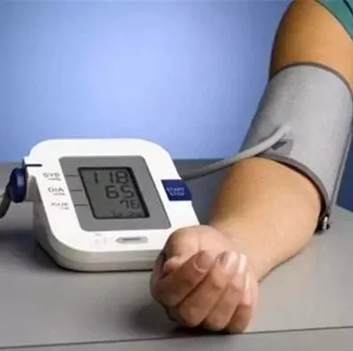 生活中做好以下这9点，也可以轻松远离高血压！