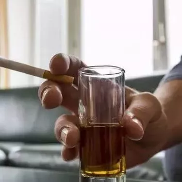 生活中做好以下这9点，也可以轻松远离高血压！