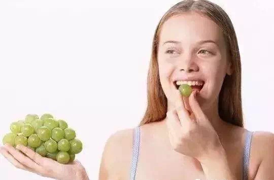 你的肚脐，出现这种特征，说明你的身体超健康