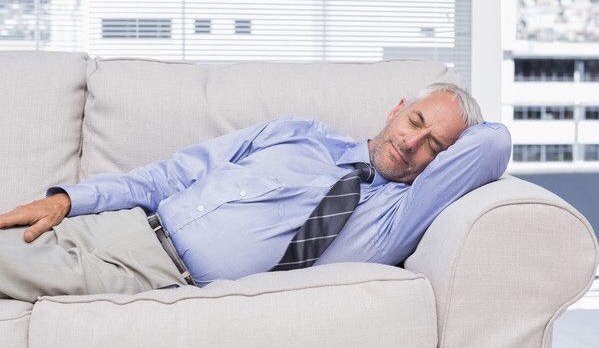 饭后做这件事无异于慢性自杀，第一件很多人就常做！