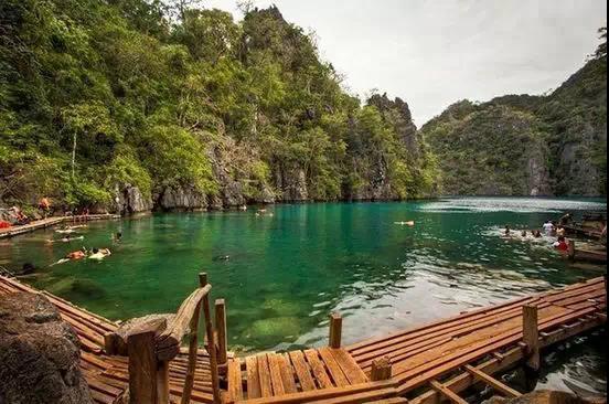 世界上12个风景如画的绝美水域