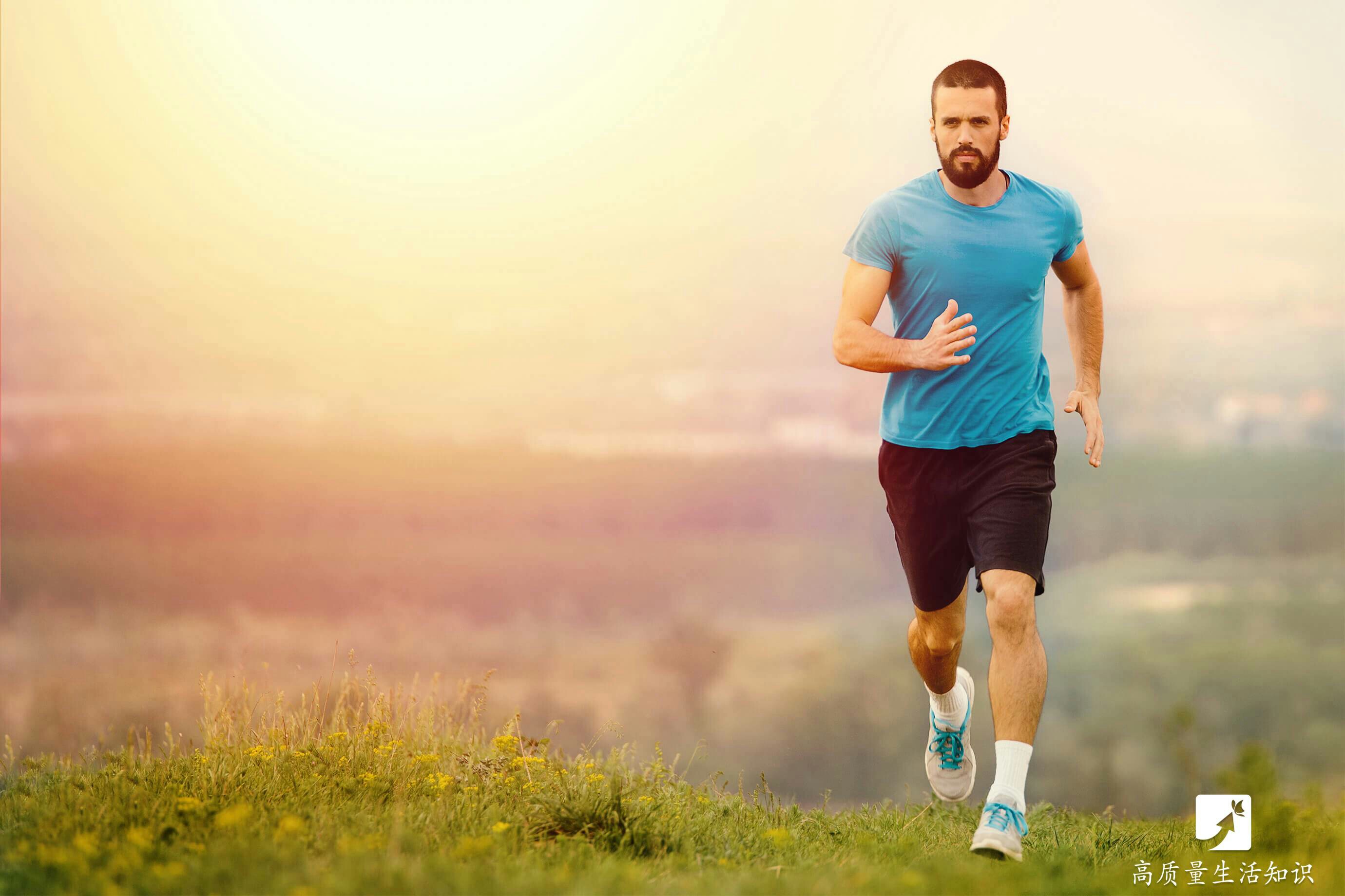 坚持快走锻炼可防止大脑老化预防痴呆