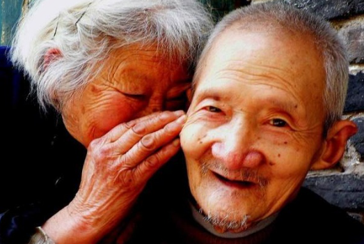 104岁老人患肺气肿，却能健康长寿，他的养肺秘籍或许值得借鉴