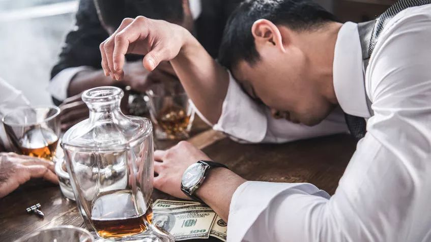 这个专坑中国人的「健康建议」，你一定听过