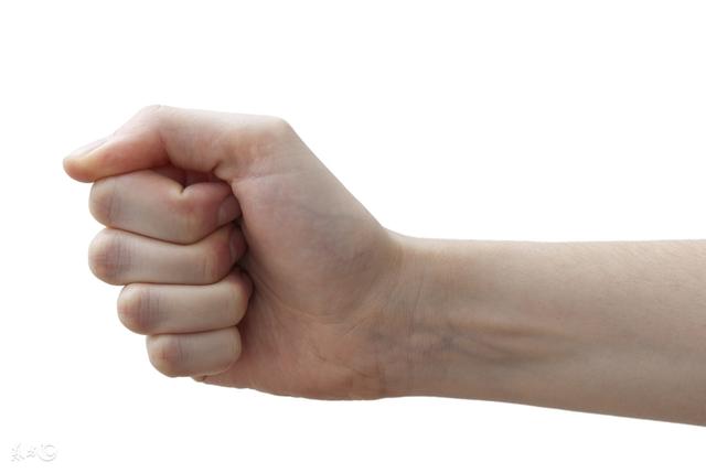 健康测试：把手紧握成拳头30秒，测测你的身体健康程度