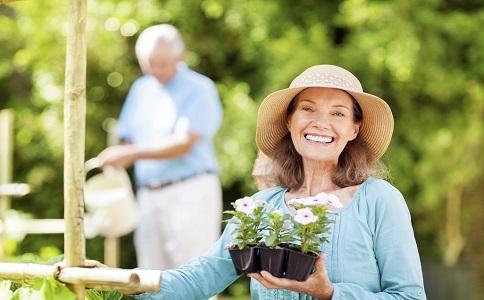 如何让老人保持良好的身心状态