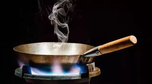 容易致癌的七种做菜习惯，几乎每个中国家庭都中招