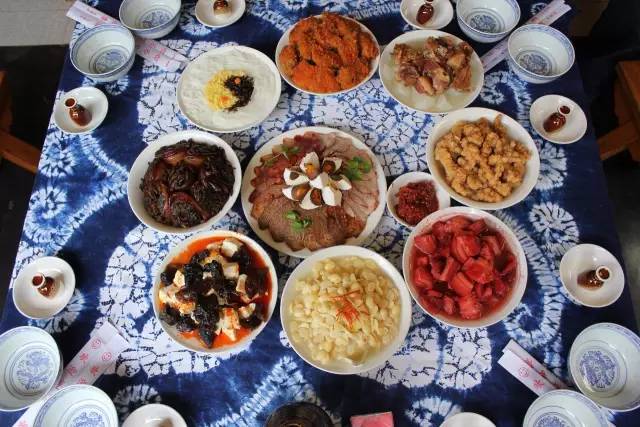 云南农村“八大碗”,经久不衰的美食经典!你吃了几碗？