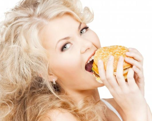 多喝蜂蜜有益健康？专家研究发现蜂蜜对人体有害，这三种人不要碰