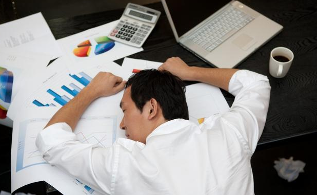 符合这10个特征，说明身体亚健康，第9个超过一半的人有