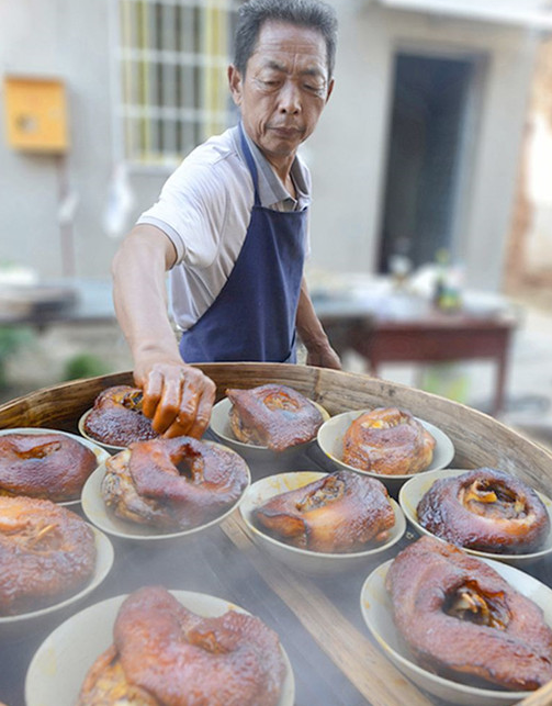 四川农村“九大碗”，停不下来的乡情。