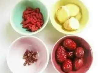 【茶】立夏后，喝“姜枣茶”最好的时间到了，一直喝到头伏，病气扫光光