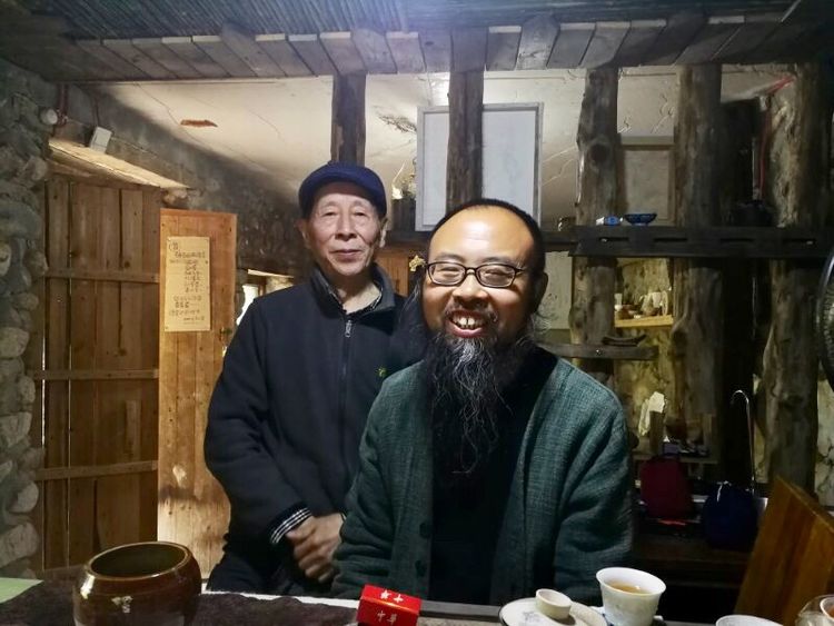 老梆子口楼村旅游拜见农民画家吕小二 ——摄影制作刘群力等