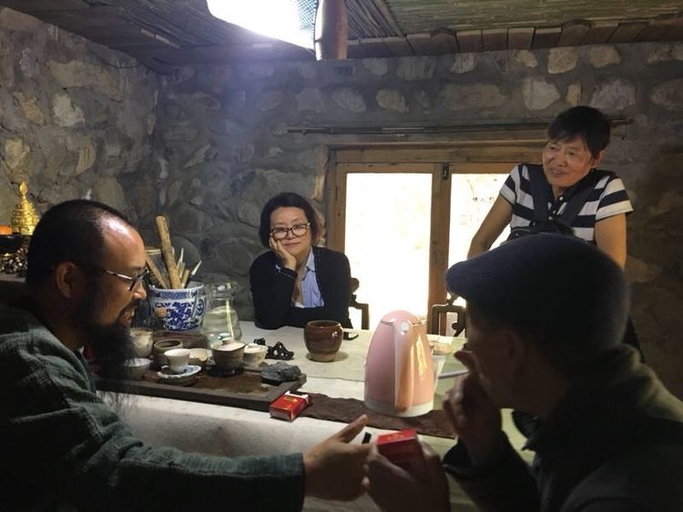 老梆子口楼村旅游拜见农民画家吕小二 ——摄影制作刘群力等