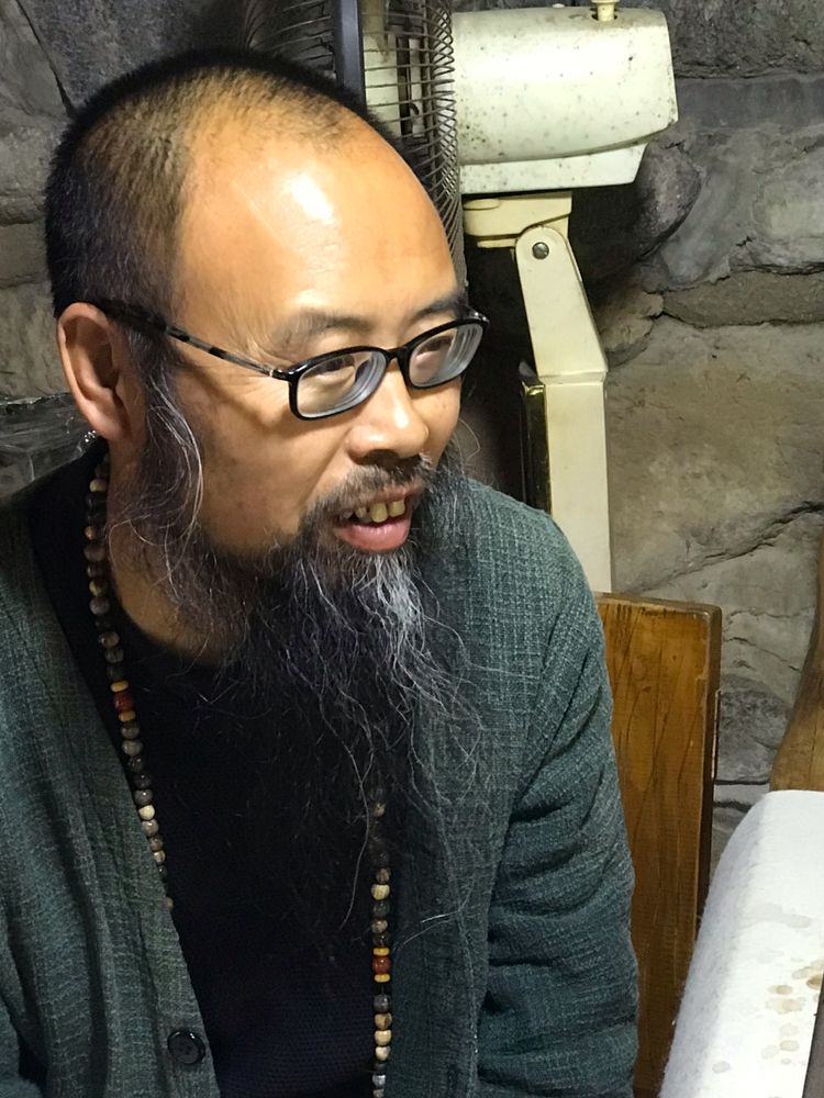 老梆子口楼村旅游拜见农民画家吕小二 ——摄影制作刘群力等