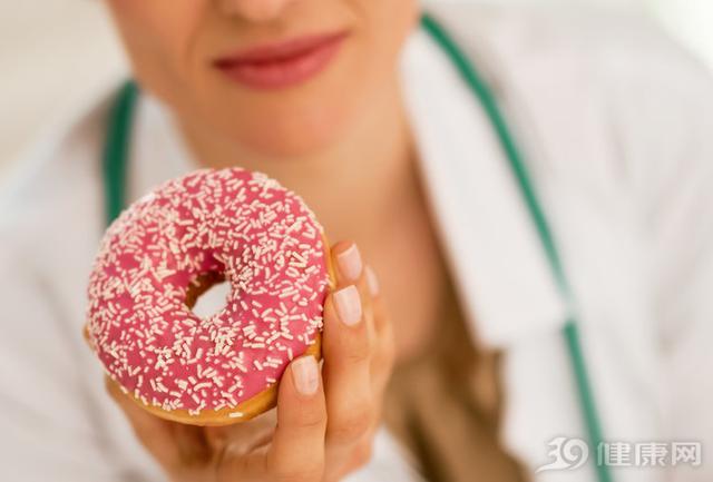 每天吃素，反而吃出高胆固醇？这里解释清楚了