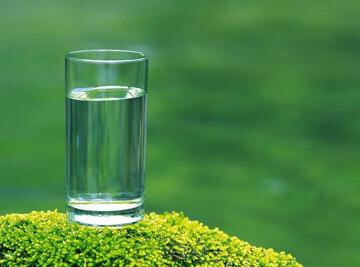 世卫组织：喝太多水可能中毒，别超过这个量！