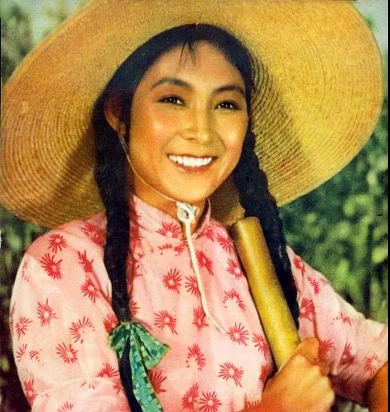那个年代的妇女，真漂亮！