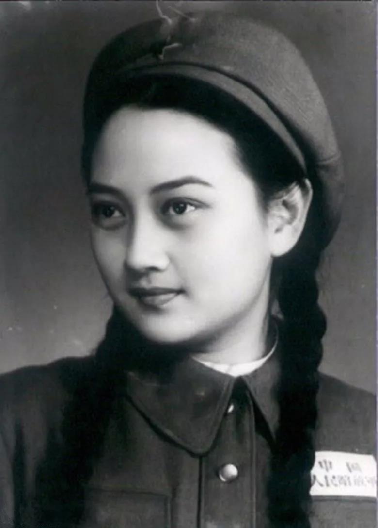 那个年代的妇女，真漂亮！