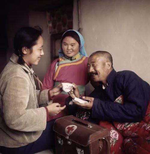 那个年代的妇女，真漂亮！