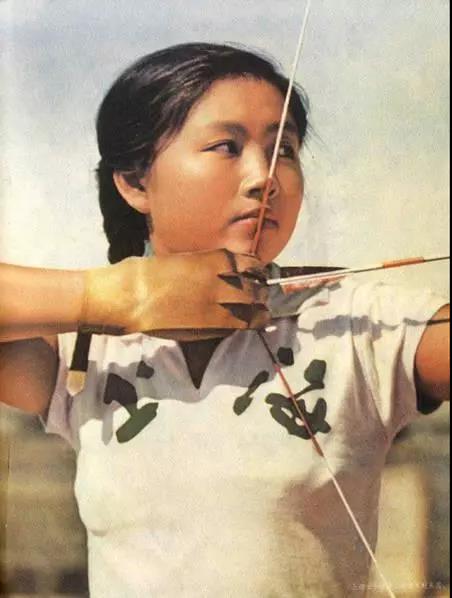 那个年代的妇女，真漂亮！