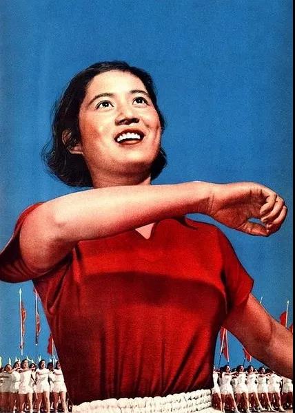 那个年代的妇女，真漂亮！