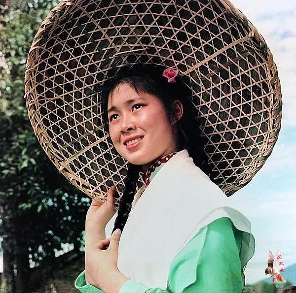 那个年代的妇女，真漂亮！