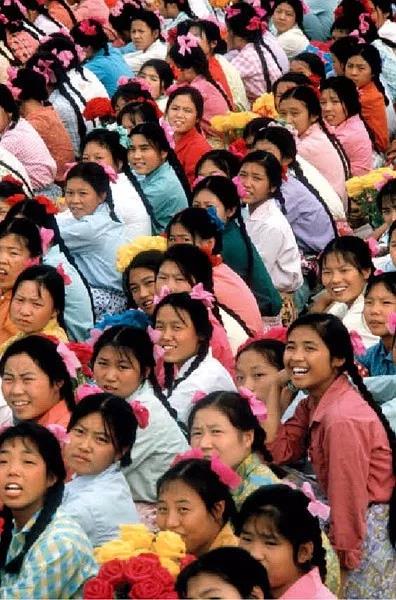 那个年代的妇女，真漂亮！