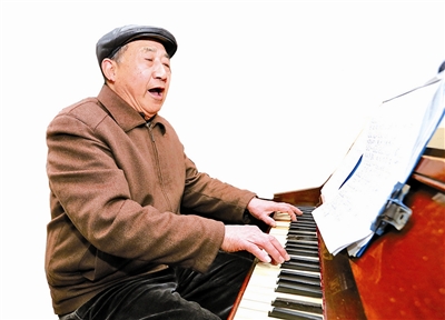 在歌声中养生，越唱越健康!