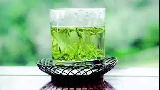 钟南山首次公开养生秘笈！早上起床黄金9分钟，做对了多活15年